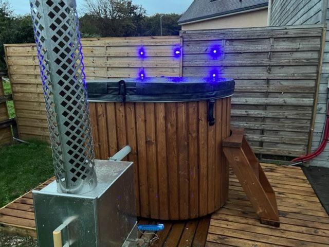 Cottage Cocooning Romantique Avec Jaccuzzi Prive Ancinnes Esterno foto